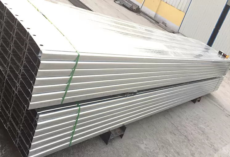 Aluminum Extrusion Profiles product photo 3